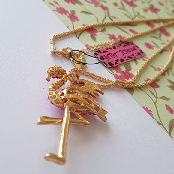 Betsey Johnson Style Necklace Flamingo Crystal Pendant Chain - Picture 4 of 11